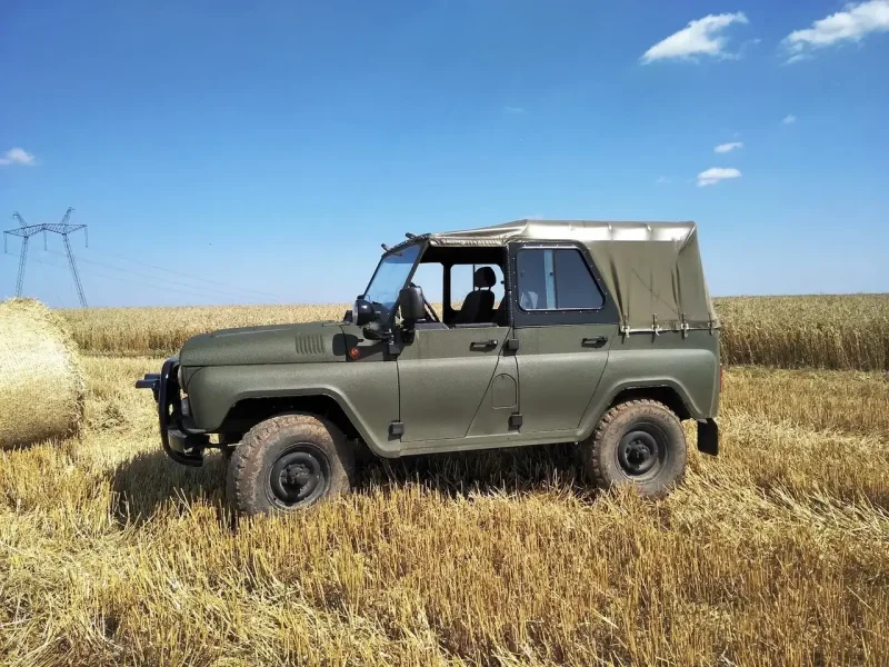 UAZ (УАЗ) 3151