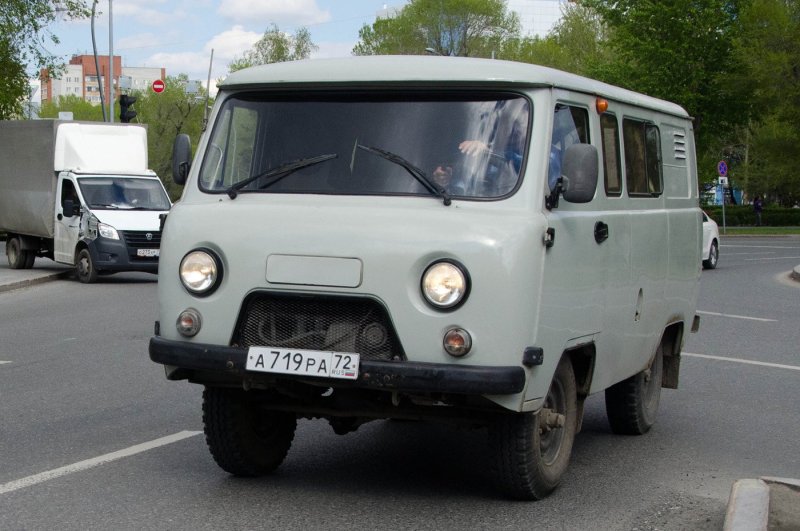 УАЗ Грузопассажирский 3909