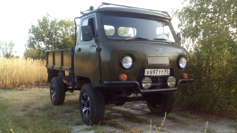 УАЗ 3303 головастик