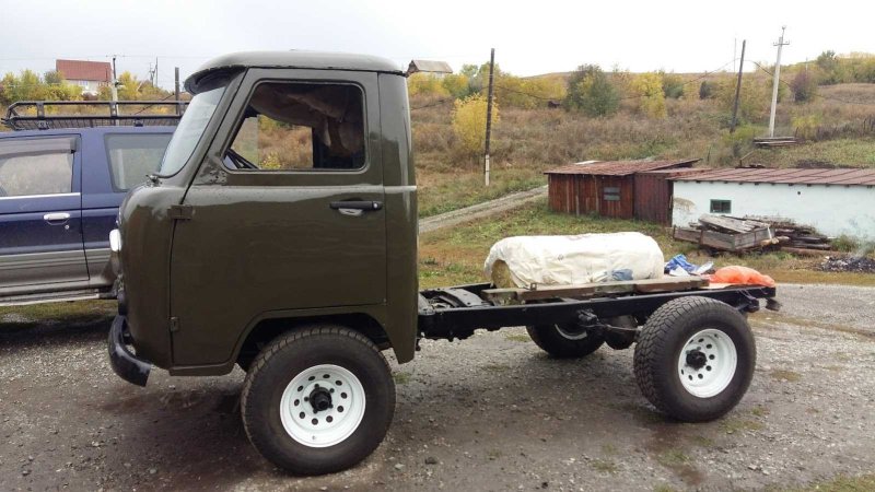 УАЗ 3303 головастик