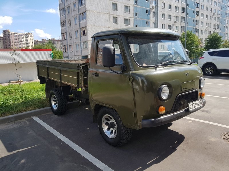 UAZ 3303 бортовой