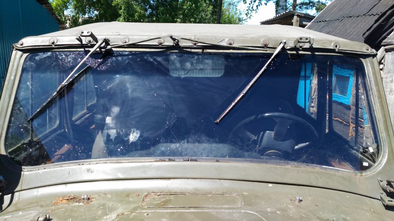 Лобовое стекло УАЗ 469
