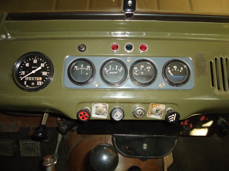 УАЗ 452 приборная панель