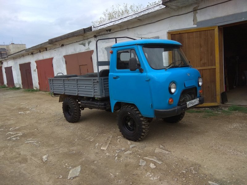 УАЗ 33036 SPINTIRES