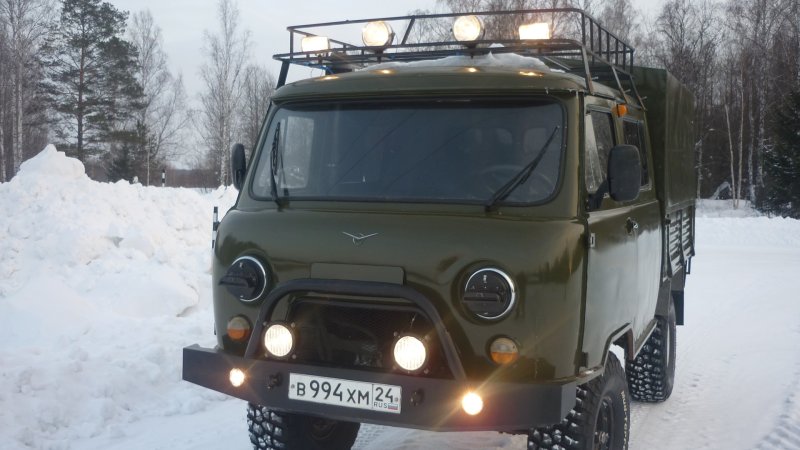 УАЗ фермер 39094 для бездорожья
