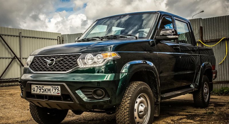 UAZ Patriot 2015 салон