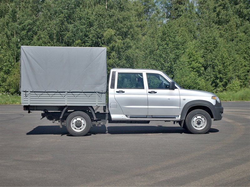 УАЗ профи SC 4x4