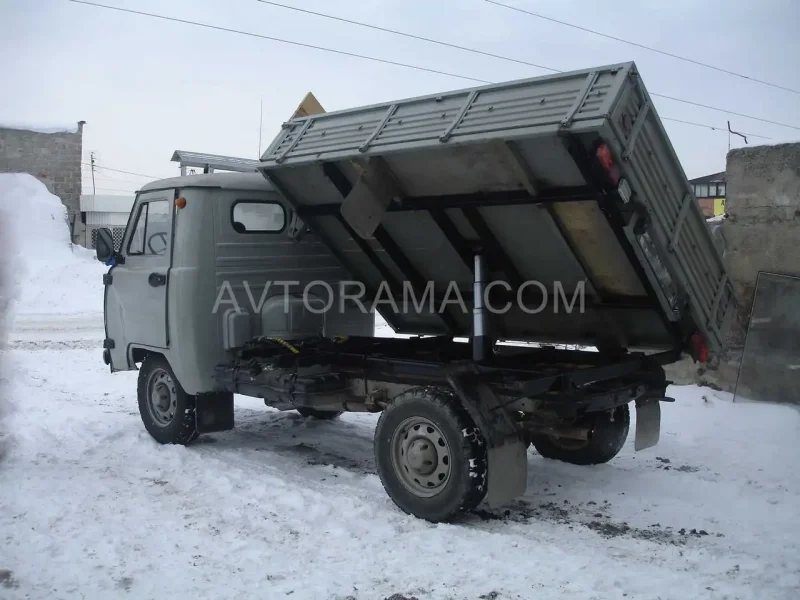 УАЗ 3303 бортовой самосвал