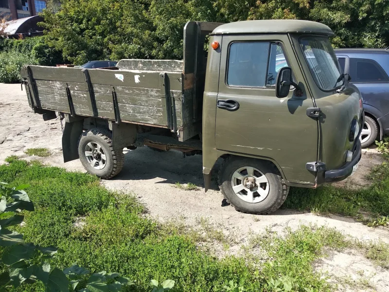 УАЗ 3303 бортовой самосвал