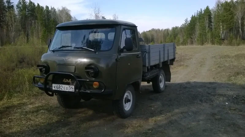 УАЗ 3303 В грязи