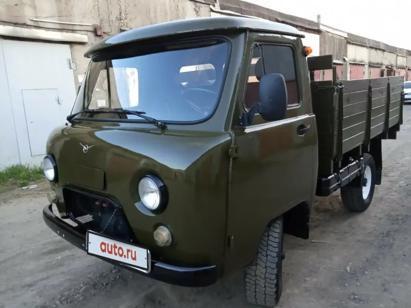 УАЗ 3303 бортовой грузовой