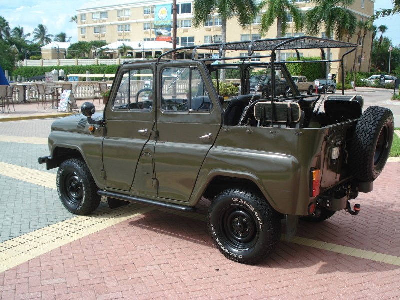 УАЗ-469 внедорожник военный