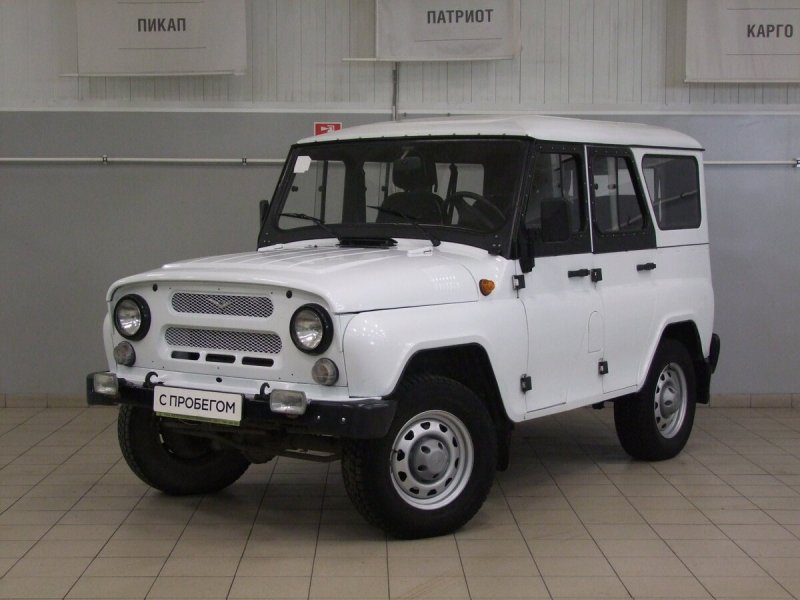 UAZ Hunter белый
