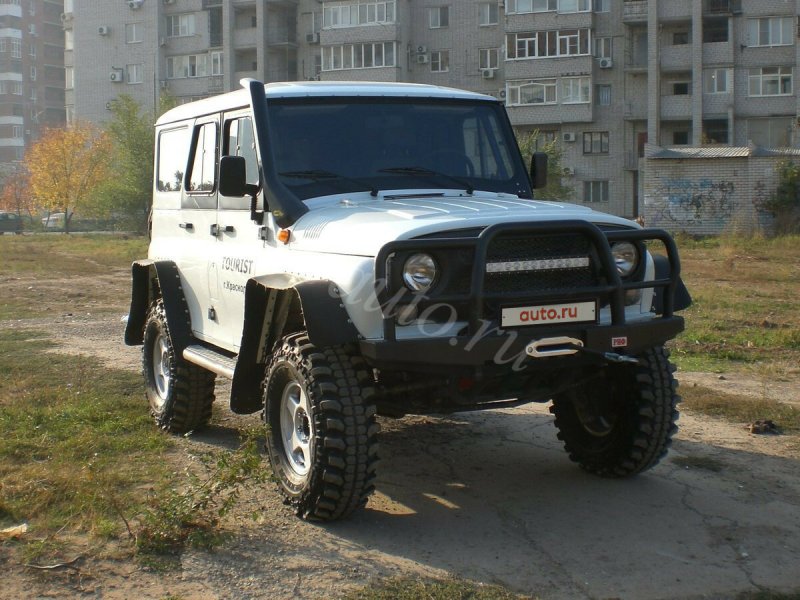 УАЗ Хантер белый