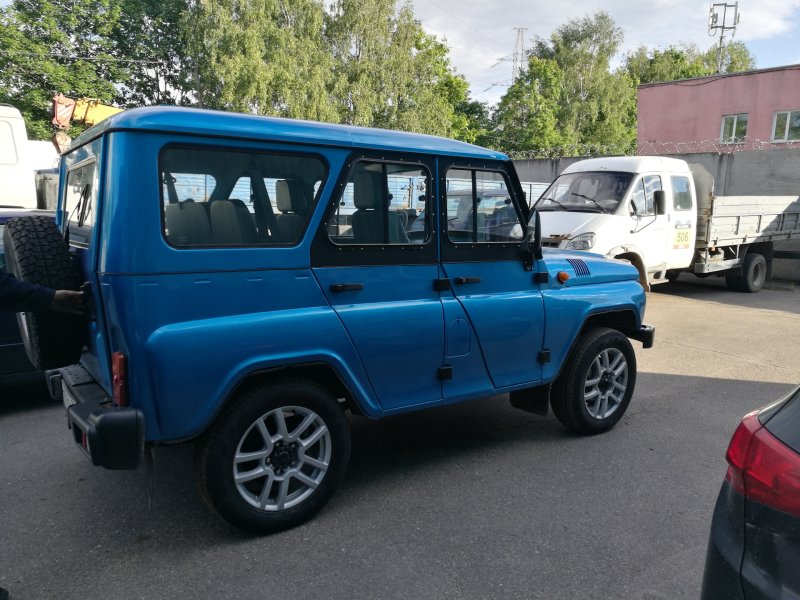 УАЗ Хантер на 20 колесах