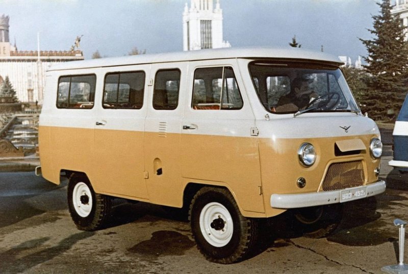 УАЗ 452 микроавтобус