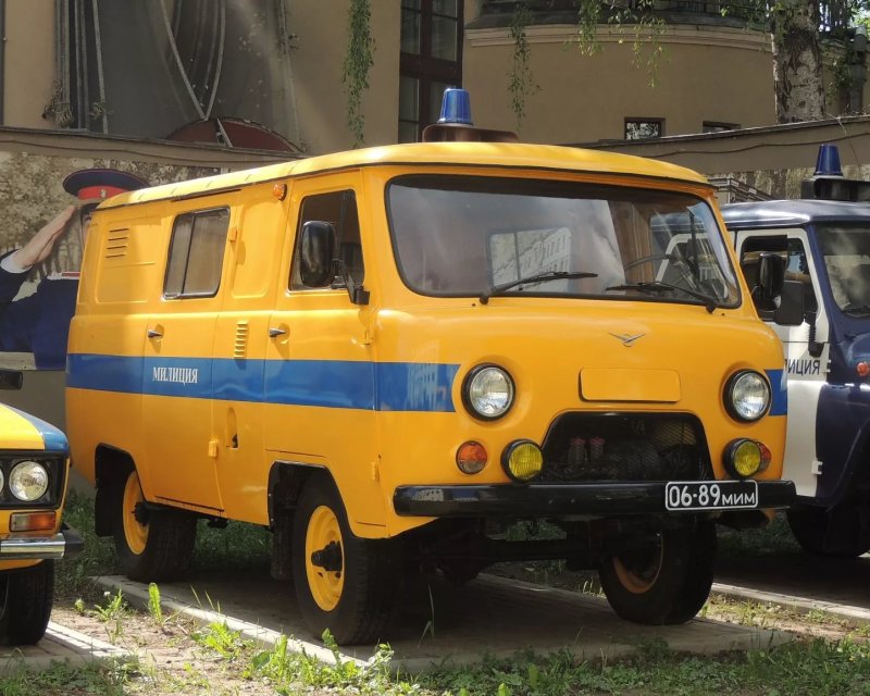 УАЗ 452