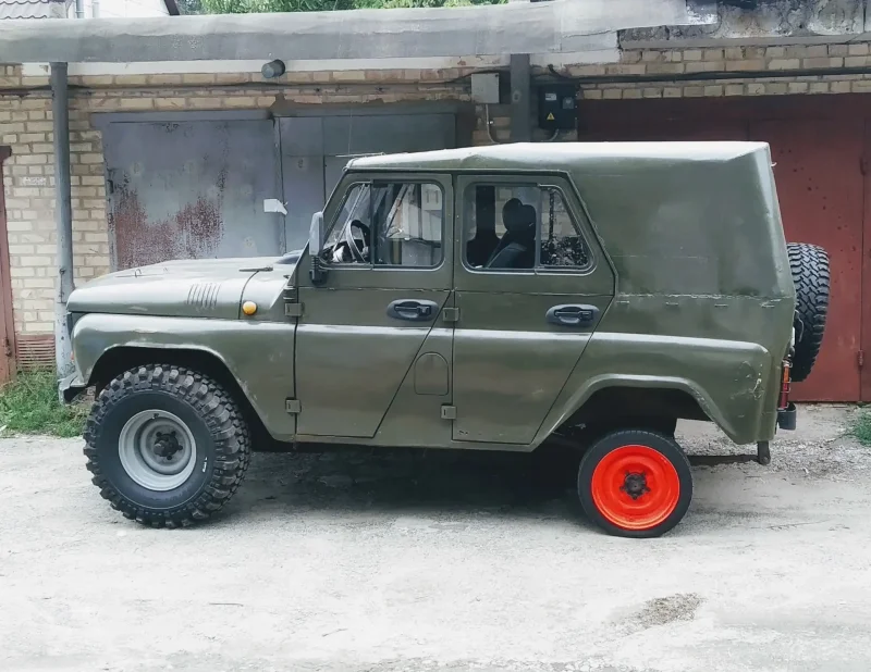УАЗ 469 3151