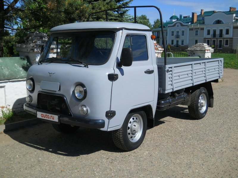 УАЗ 3303 бортовой грузовик