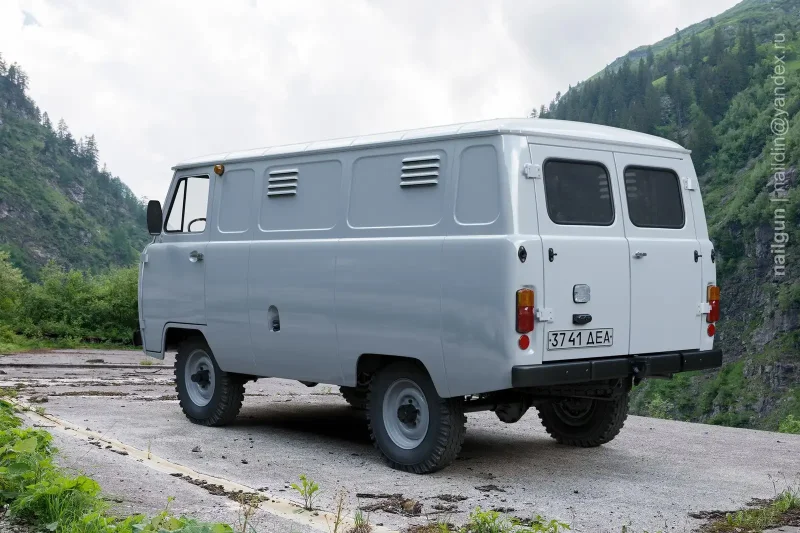 УАЗ 3909 бортовой