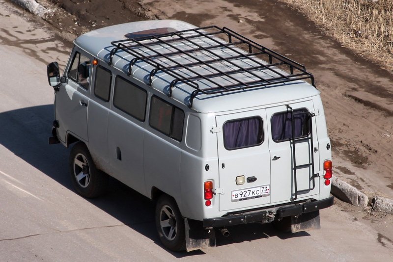 УАЗ 2206 синий