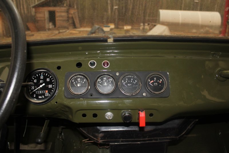 Приборная панель УАЗ 469