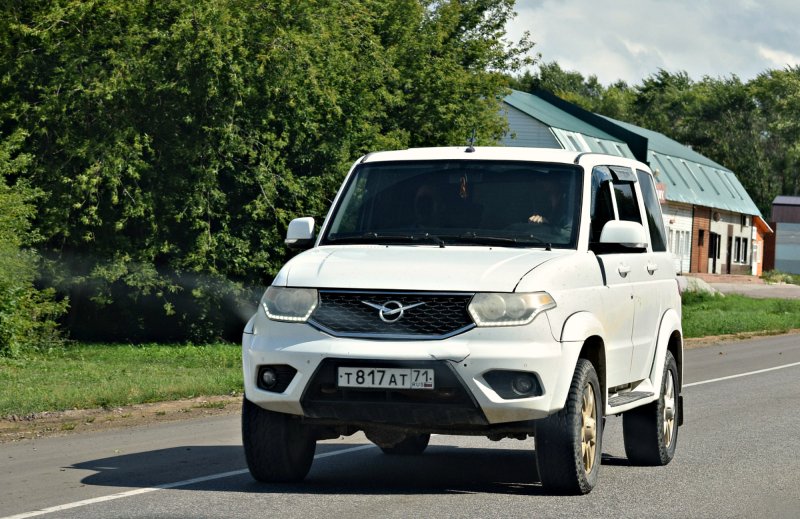 УАЗ-3163 «Patriot»