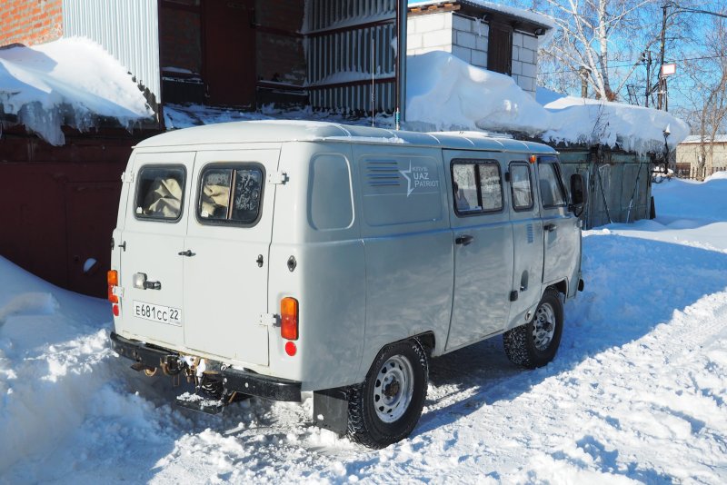 Автомобиль УАЗ 390995-441