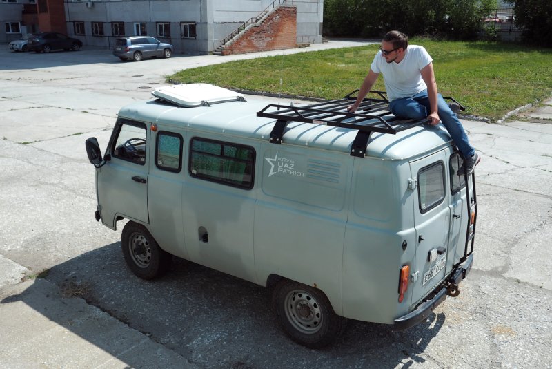 Автомобиль УАЗ 390995-04