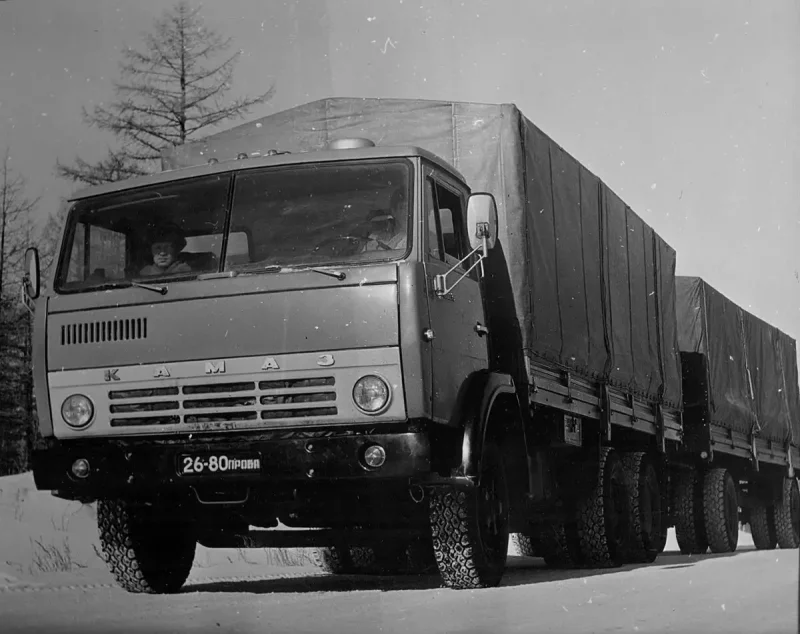 КАМАЗ 53202 бортовой