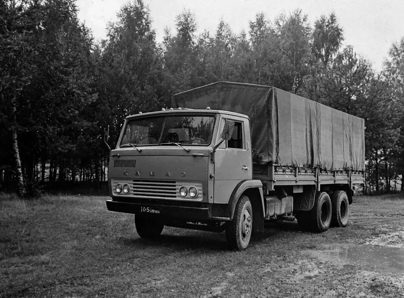 КАМАЗ 53202 самосвал