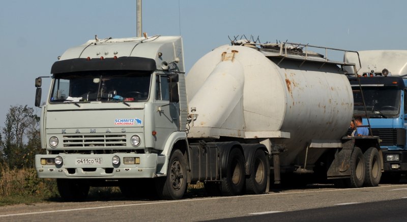 КАМАЗ 54112 Россия