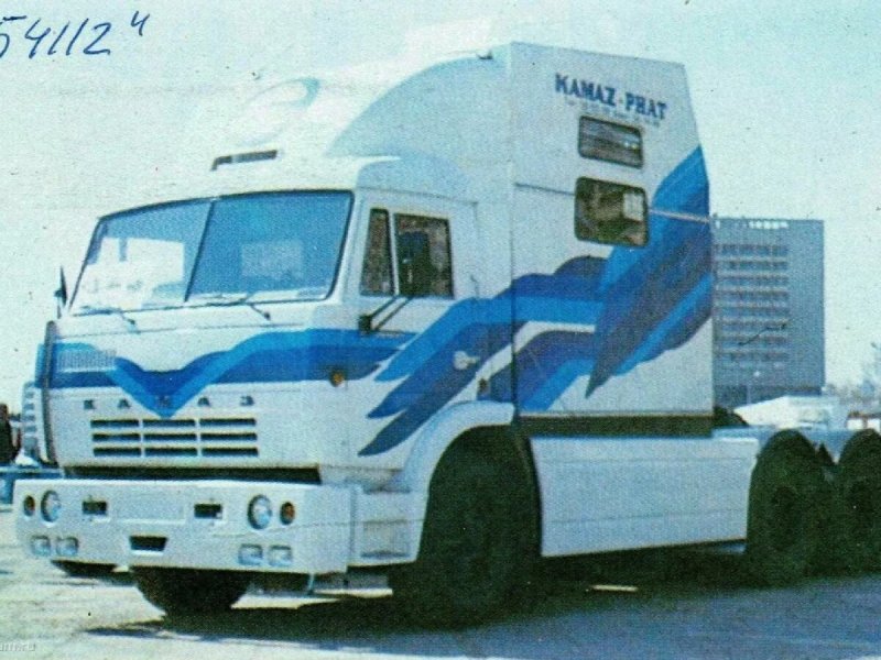 КАМАЗ тягач РИАТ