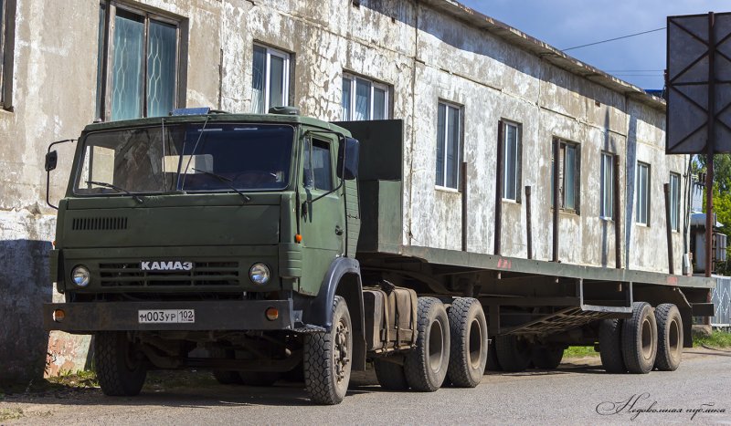 КАМАЗ 54115 цементовоз