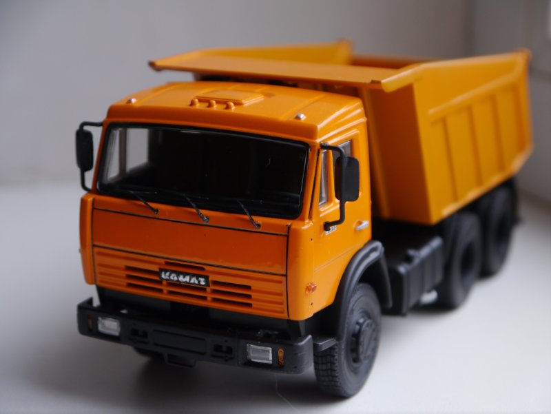 КАМАЗ 65115 самосвал модель