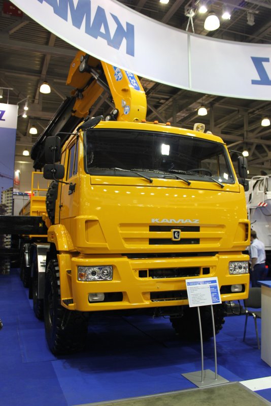 КАМАЗ 65226 тягач