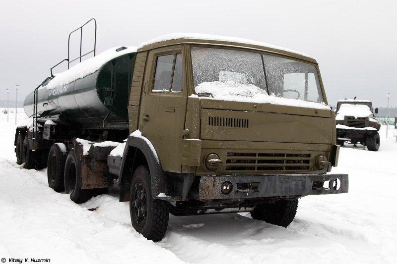 КАМАЗ 5320 тягач