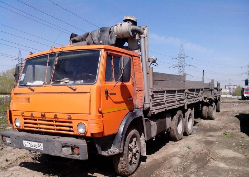 КАМАЗ 5320 грузовой бортовой