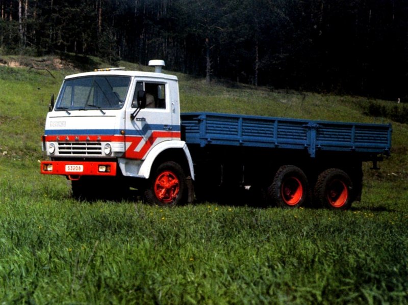КАМАЗ 5320 бортовой
