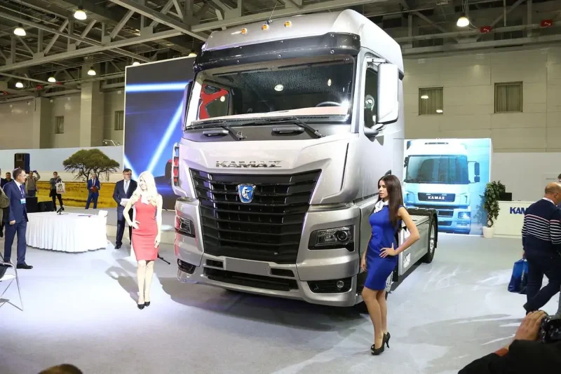 Новый седельный тягач КАМАЗ 54901