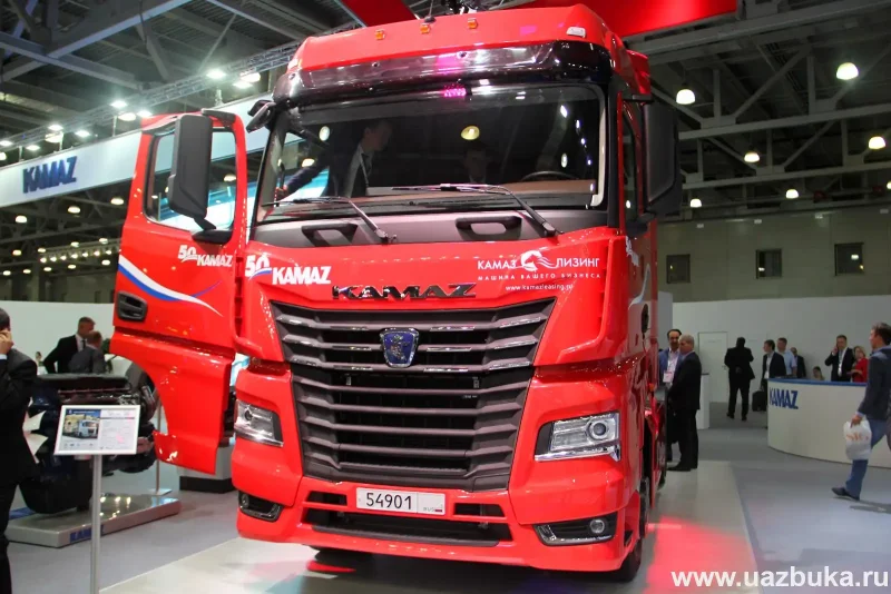 Седельный тягач КАМАЗ 54901