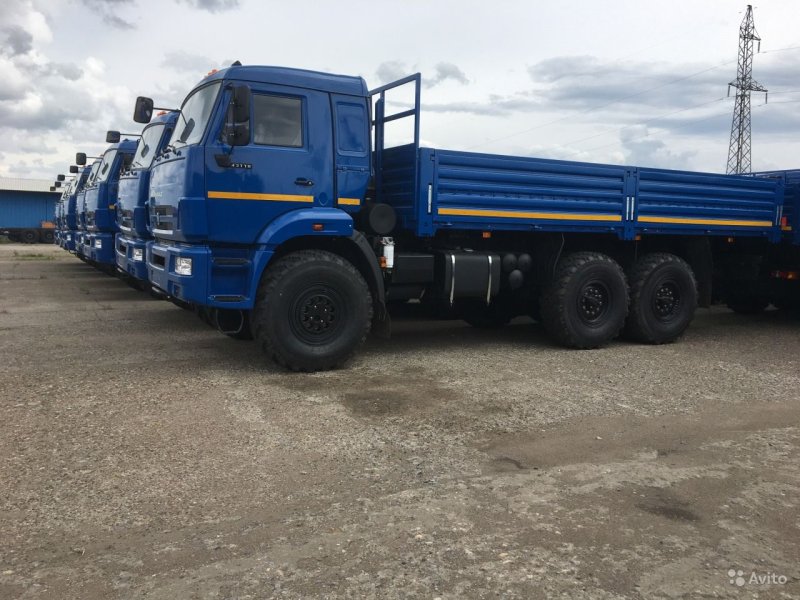 КАМАЗ 43118 тентованный