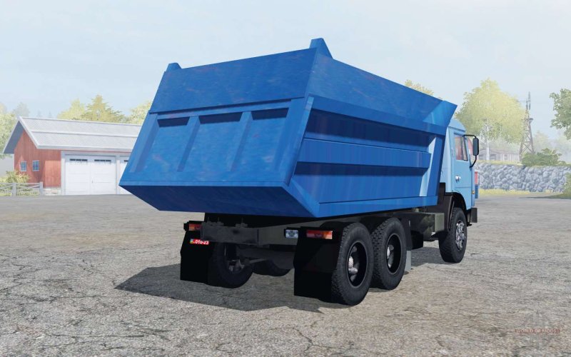 КАМАЗ 45143 на уборочной