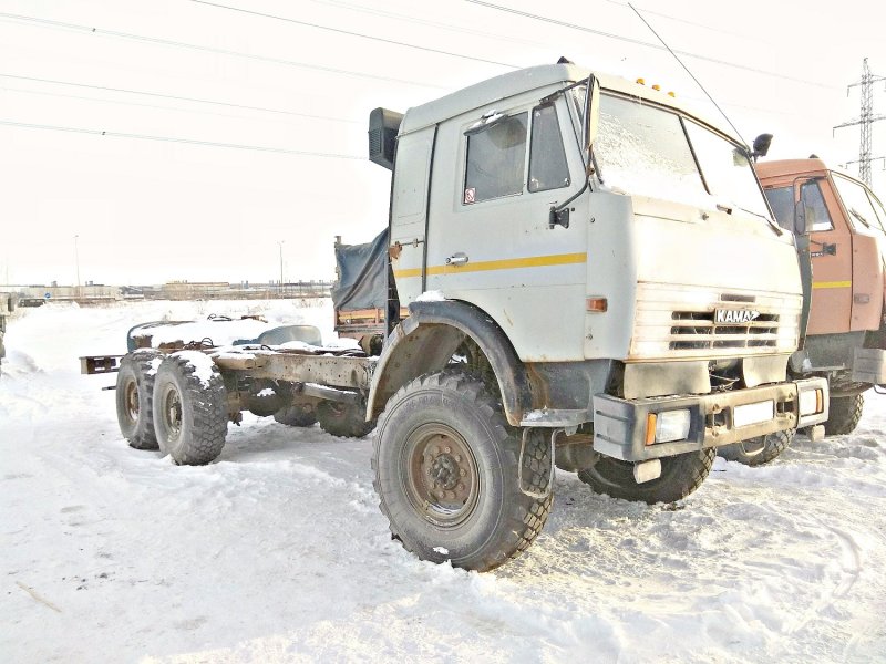 КАМАЗ 43118 синий