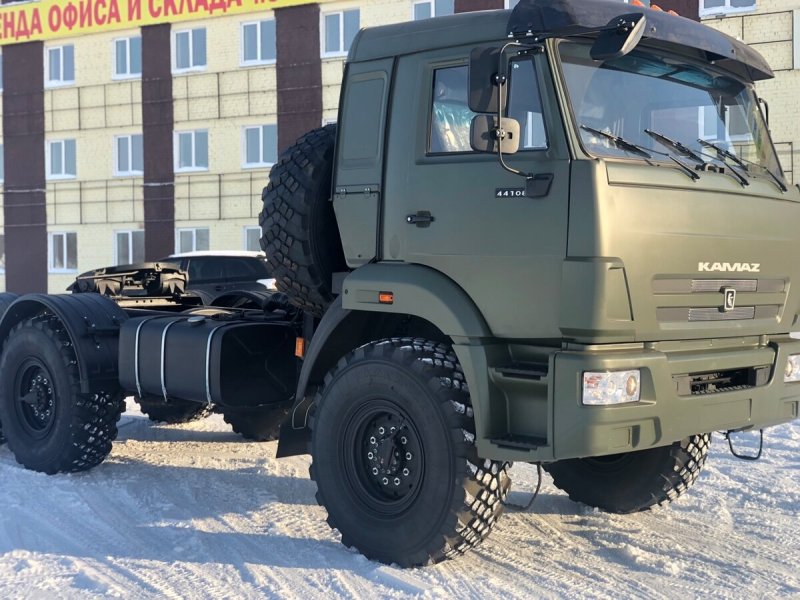 КАМАЗ вездеход бортовой 43118