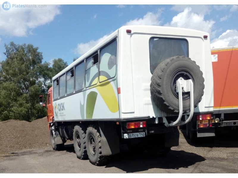 КАМАЗ 65206 молоковоз