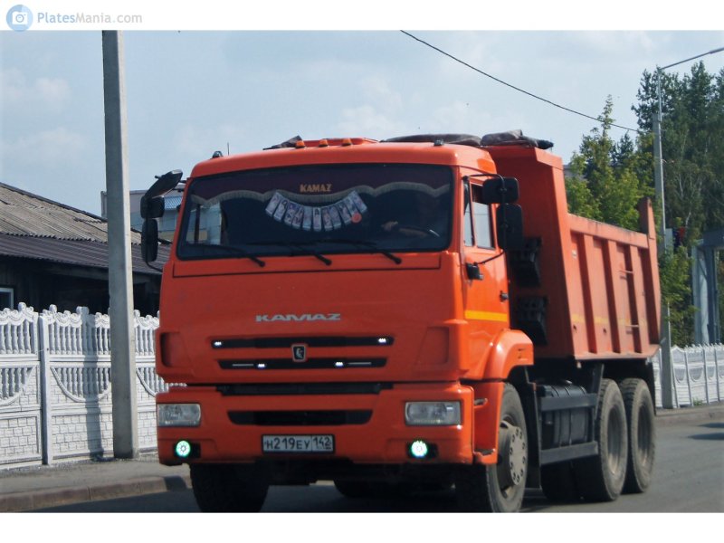 КАМАЗ с203ао142бфото