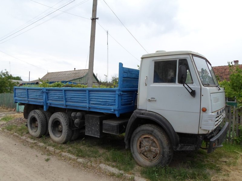 КАМАЗ 5320 бортовой