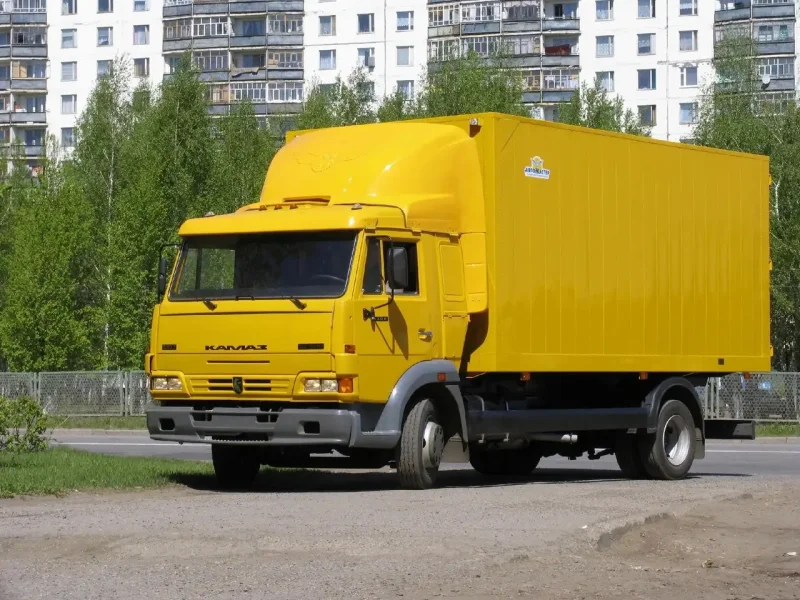 КАМАЗ 54901 красный