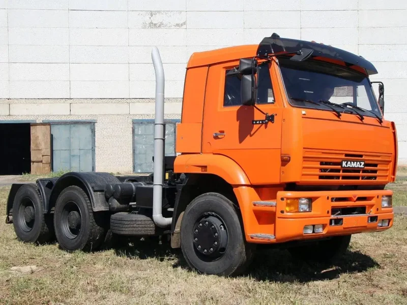 КАМАЗ-6460 седельный тягач